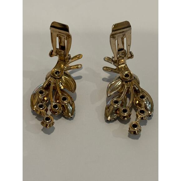 Vintage Clip On Earrings Aurora Borealis Crystals Riveted - Picture 6 of 6